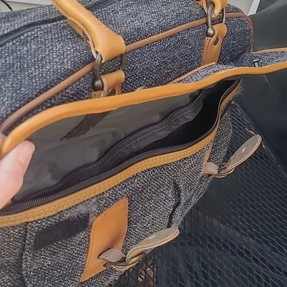 Cambridge Vintage Gray Tweed and Leather Carry-On Satchel Weekender Bag - Picture 8 of 11